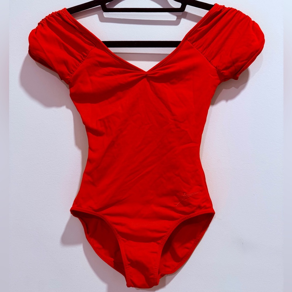 SoDança ballet leotard, Size S, color Red